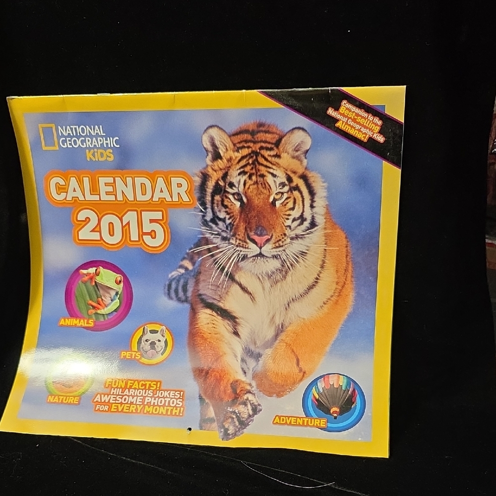 National‎ Geographic 2015 Calendar with Vibrant Colors